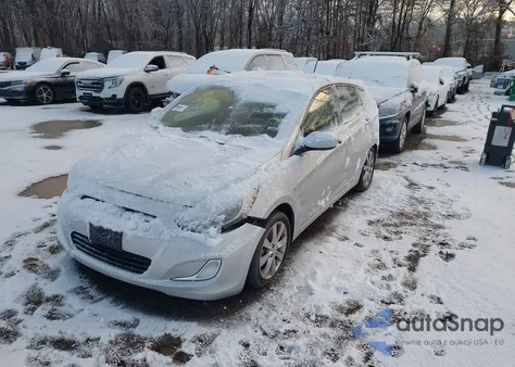 2012 Hyundai Accent Se z USA, uszkodzony, nr VIN KMHCU5AE0CU013137